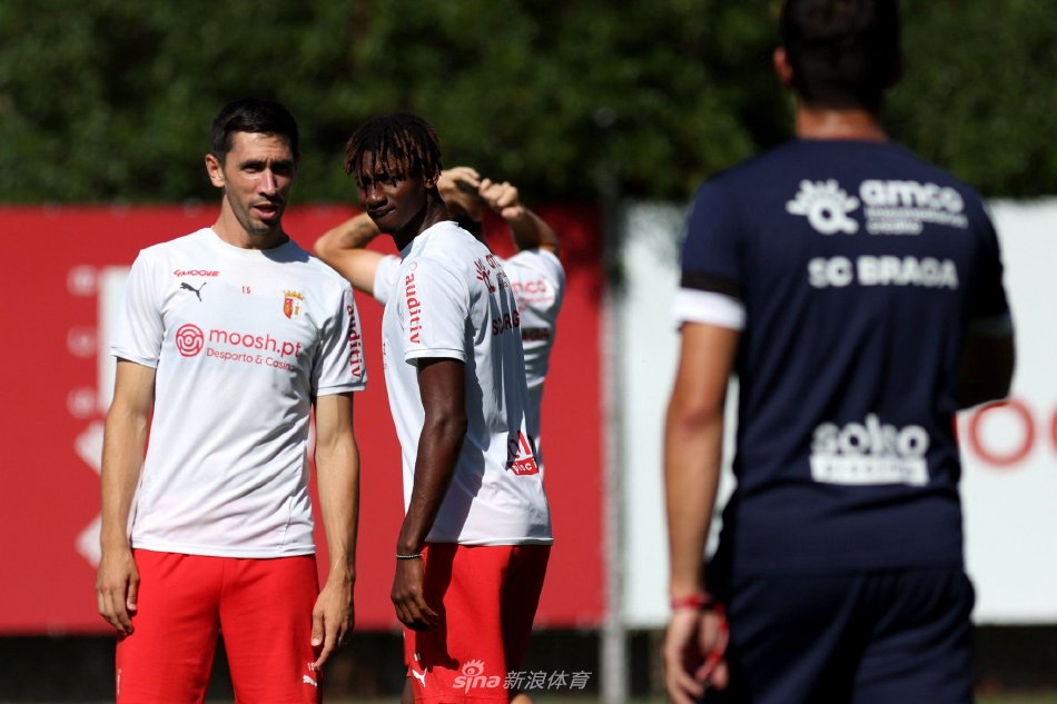 也是施密特 也是施密特