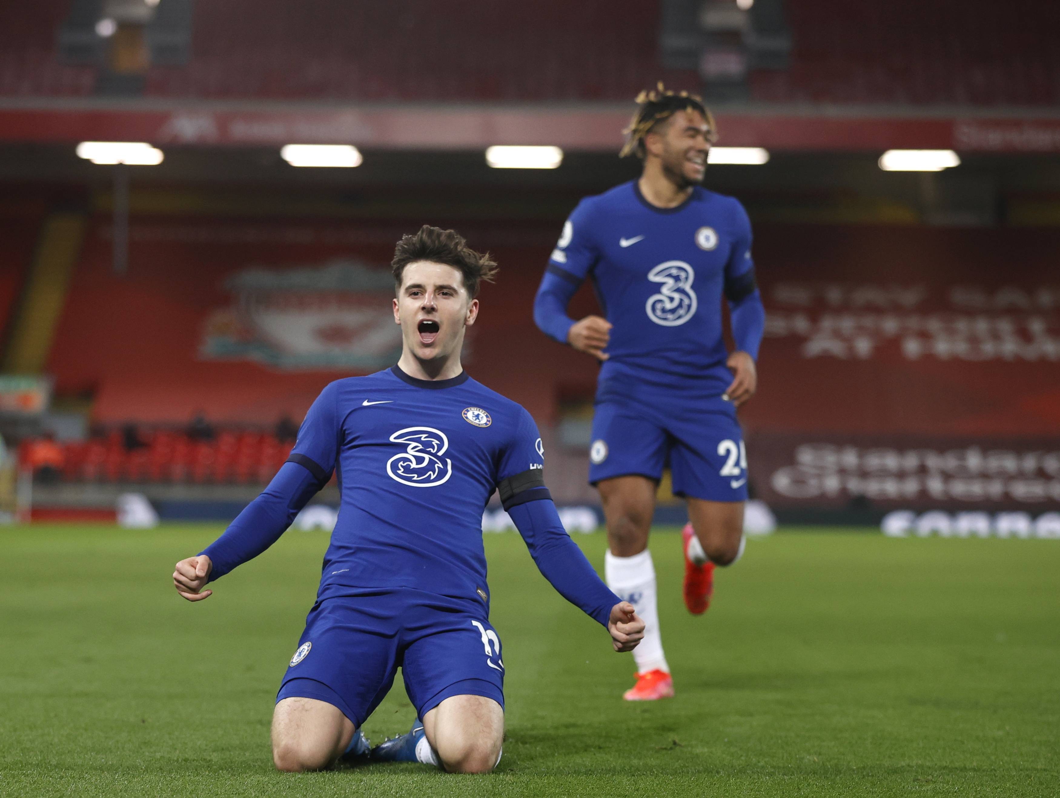 反向推动了 反向推动了